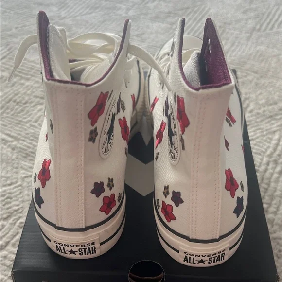 Women’s Converse CTAS Lift Hi Floral Design Shoes - Picture 3 of 7